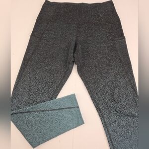 C9 Champion Women's Stylish Black and Teal Leggings Size XL J-1843